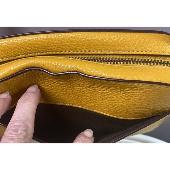 COACH Mustard Yellow Pochette 23a Womens Crossbody Purse 5.25x7.25x2" EUC - Picture 16 of 16
